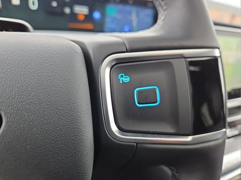 New 2026 Ford Expedition Platinum w/ Stealth Performance Package image 19