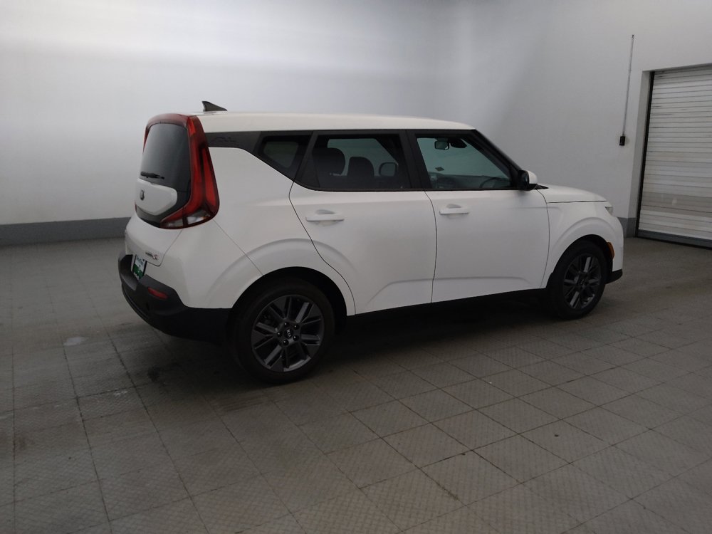 Used 2021 Kia Soul S FWD image 10
