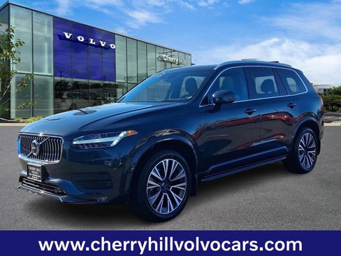 Certified 2022 Volvo XC90 T6 Momentum w/ Advanced Package image 4