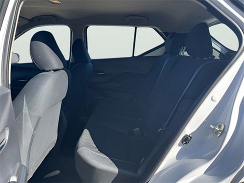 Used 2024 Nissan Kicks SV image 31