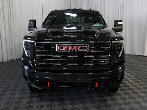 Used 2024 GMC Sierra 2500 AT4 w/ AT4 Premium Plus Package image 2
