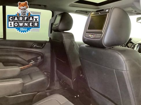 Used 2020 Chevrolet Tahoe Premier w/ RST 6.2L Performance Edition AWD/4WD image 38