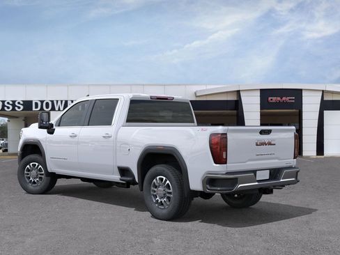 New 2026 GMC Sierra 2500 SLE image 3