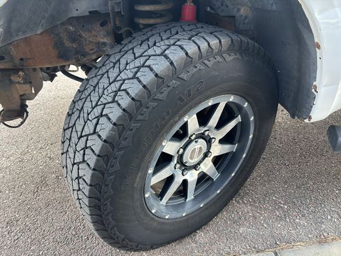 Used 2006 Ford F350 XL image 28