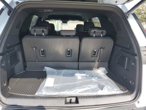 New 2026 Chevrolet Traverse Z71 w/ Enhanced Driving Package AWD/4WD image 14