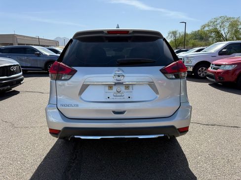 Used 2020 Nissan Rogue S FWD image 6