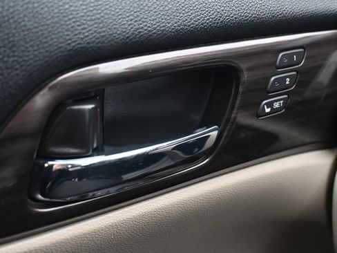 Used 2016 Honda Accord EX-L image 41