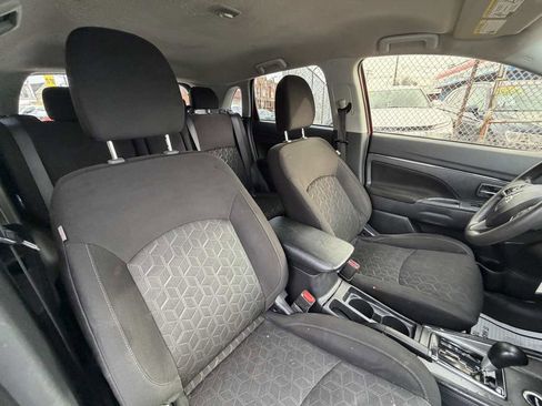 Used 2023 Mitsubishi Outlander Sport ES image 23