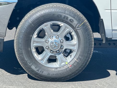 New 2026 RAM 2500 Big Horn AWD/4WD image 24