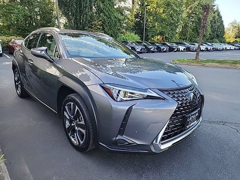 Certified 2020 Lexus UX 200 w/ Premium Package FWD image 7