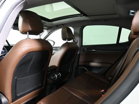 Used 2018 Alfa Romeo Stelvio Ti image 6