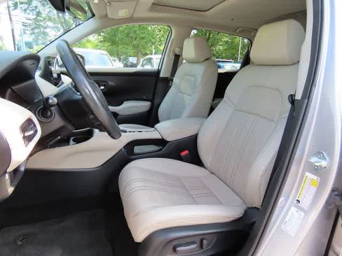 Used 2023 Honda HR-V EX-L image 11