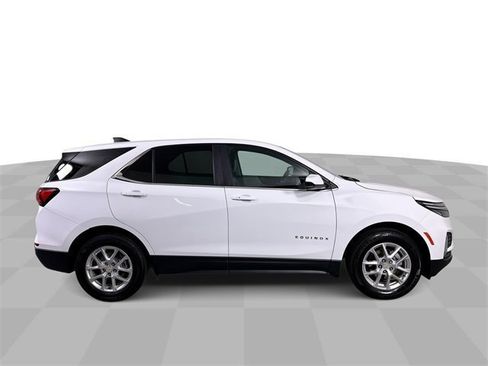 Used 2023 Chevrolet Equinox LT image 9