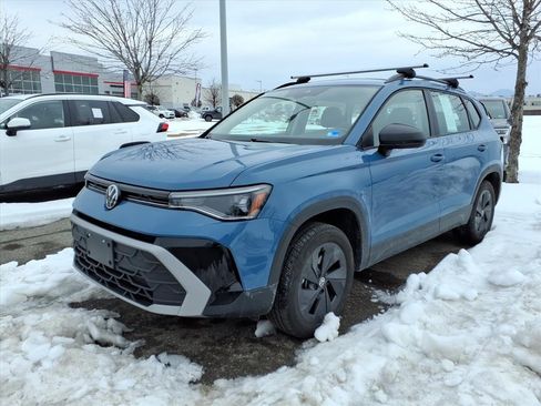 Used 2025 Volkswagen Taos S image 2