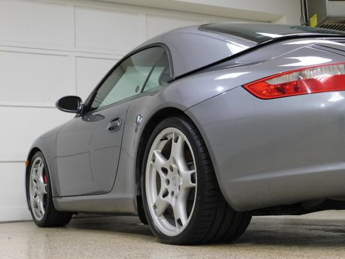 Used 2006 Porsche 911 Carrera S RWD image 46