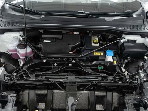 Used 2022 Audi Q4 e-tron Prestige image 41