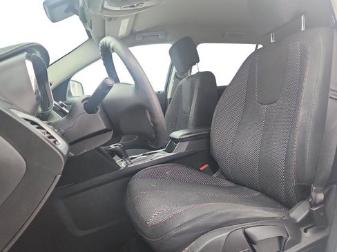 Used 2017 GMC Terrain SLE image 11