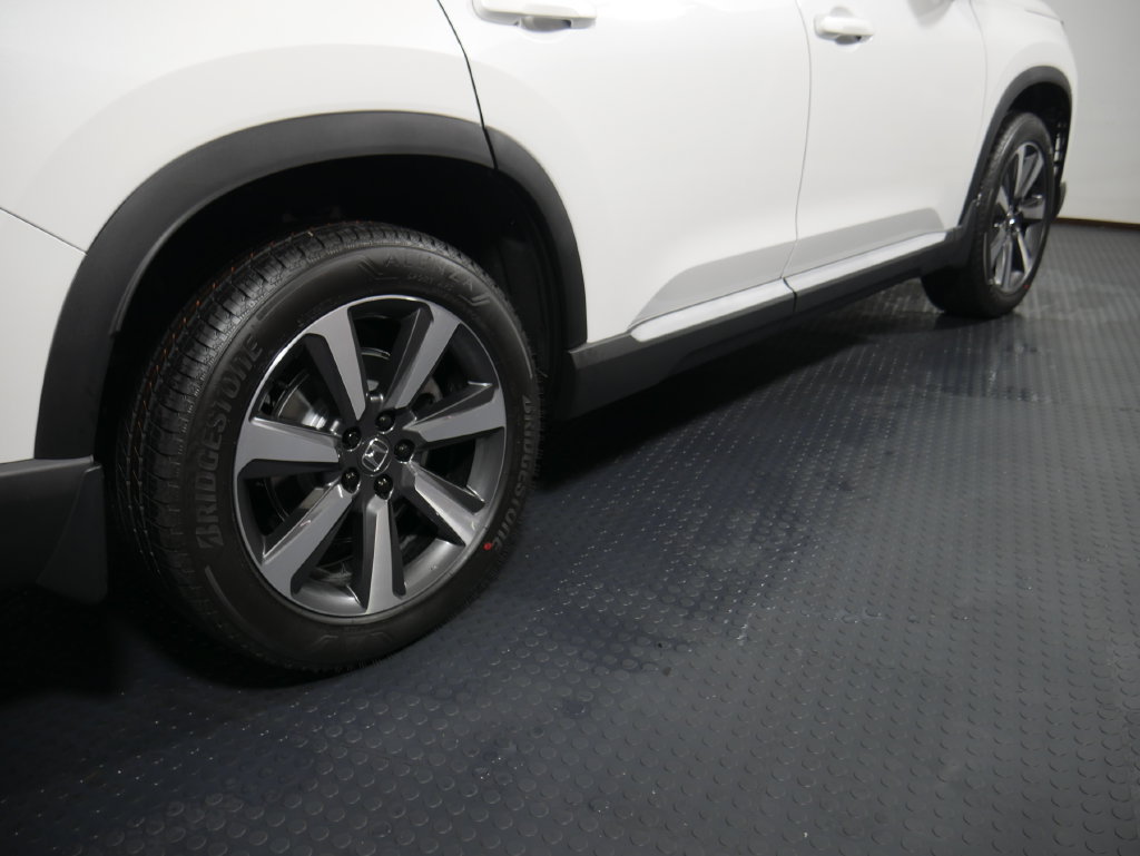 New 2026 Honda Pilot Touring image 5