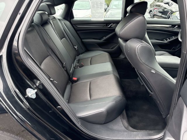 Used 2022 Honda Accord Sport image 11