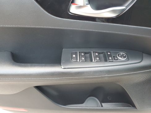 Used 2019 Kia Forte S w/ S Premium Package FWD image 17