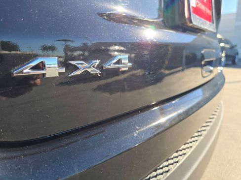 Used 2023 Jeep Compass Latitude image 14