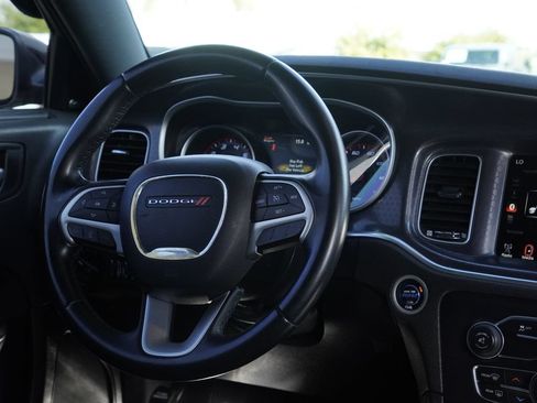 Certified 2016 Dodge Charger SXT RWD image 33