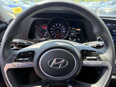 Certified 2023 Hyundai Elantra SEL FWD image 29