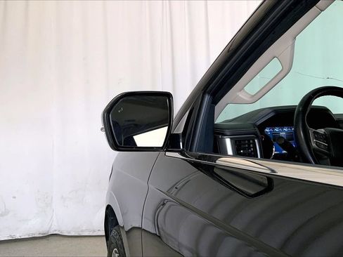 Used 2022 Ford Expedition Max XLT RWD image 10