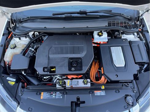 Used 2013 Chevrolet Volt Premium w/ Premium Trim Package image 8