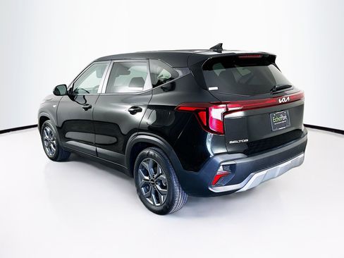 Used 2026 Kia Seltos LX FWD image 5
