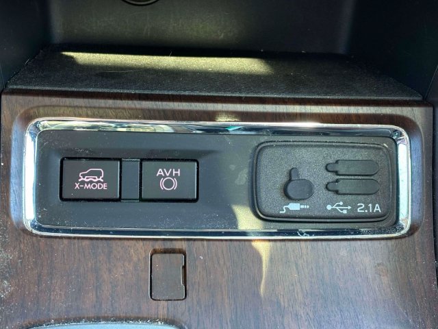 Used 2022 Subaru Ascent Touring AWD/4WD image 28