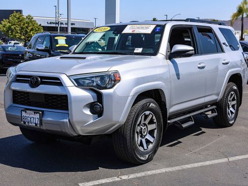 Certified 2020 Toyota 4Runner TRD Off-Road Premium w/ Moonroof Package AWD/4WD image 20