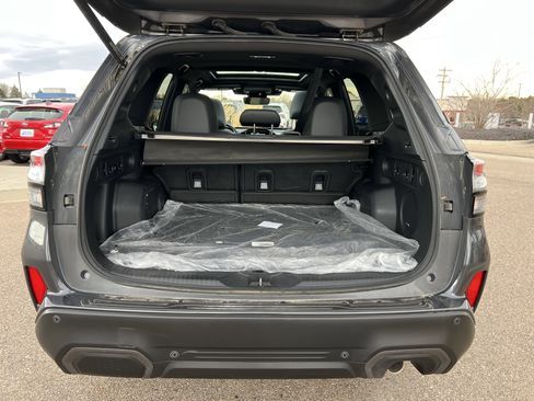 Used 2025 Subaru Forester Limited w/ Popular Package #2 image 19