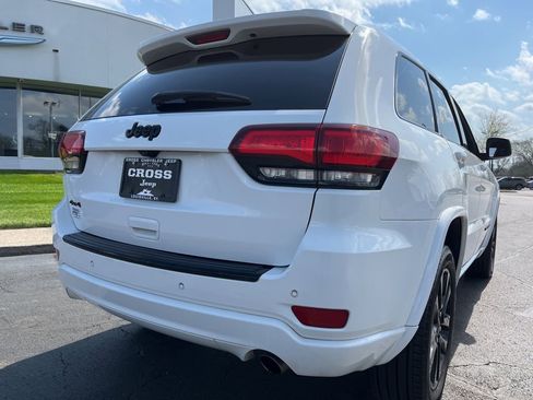 Used 2018 Jeep Grand Cherokee Altitude image 44