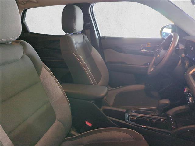 Used 2025 Chevrolet TrailBlazer LT FWD image 19