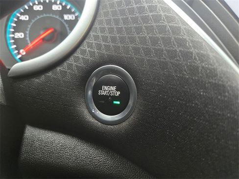 Used 2023 Chevrolet Malibu LT image 33