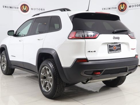 Used 2022 Jeep Cherokee Trailhawk w/ Comfort/Convenience Group image 4