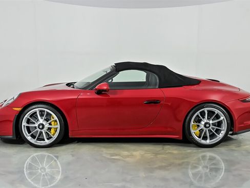 Used 2019 Porsche 911 Speedster RWD image 14
