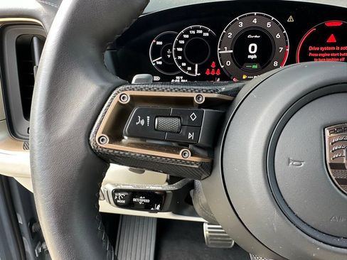 Certified 2025 Porsche Cayenne Turbo AWD/4WD image 23