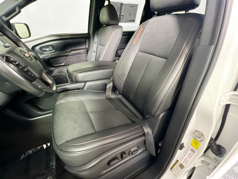 Used 2021 Nissan Titan PRO-4X w/ Pro-4x Utility Package AWD/4WD image 18