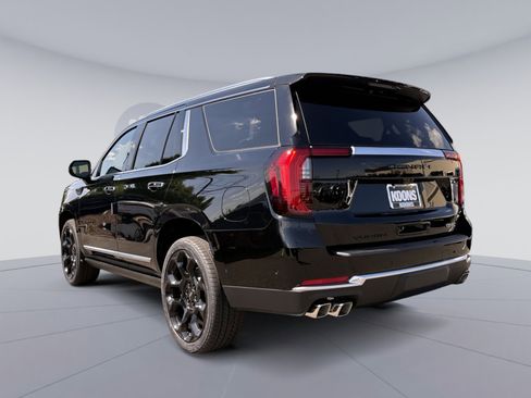 New 2026 GMC Yukon Denali w/ Denali Reserve Package AWD/4WD image 4