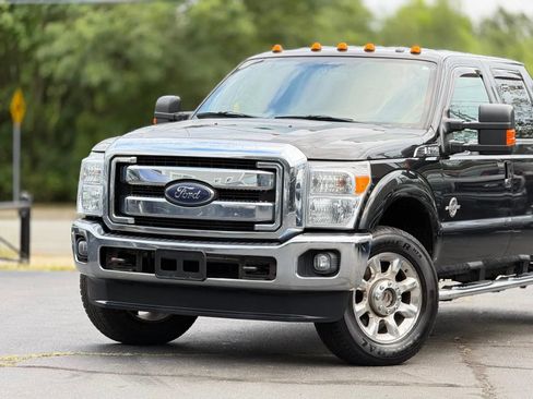 Used 2014 Ford F350 Lariat w/ Lariat Interior Package AWD/4WD image 5