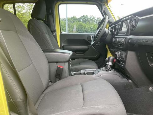Used 2023 Jeep Wrangler Unlimited Sport AWD/4WD image 17