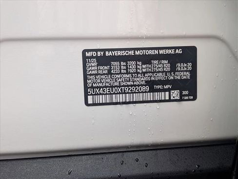 New 2026 BMW X5 xDrive50e image 17