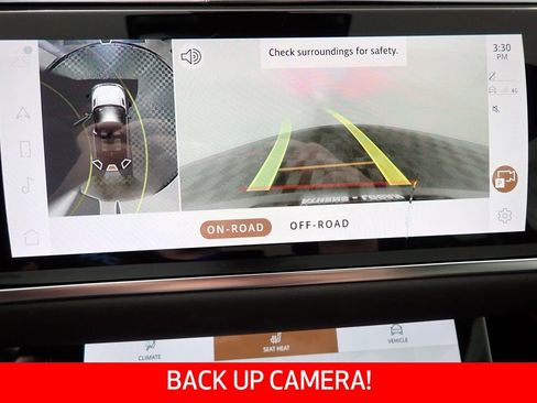 Used 2022 Land Rover Range Rover Evoque SE image 3