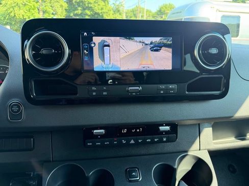 New 2025 Mercedes-Benz Sprinter 2500 image 24
