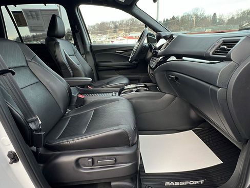 Certified 2023 Honda Passport Elite image 13