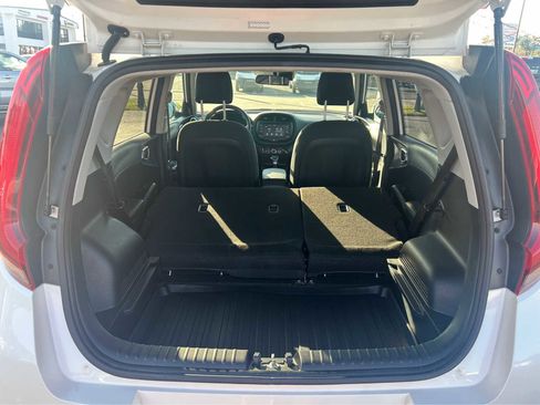 Used 2021 Kia Soul S image 7