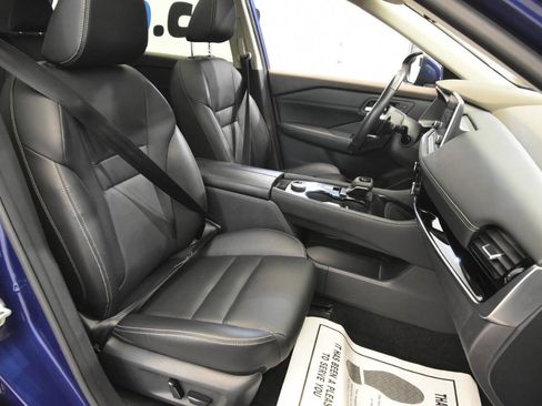 Used 2023 Nissan Rogue SL AWD/4WD image 15