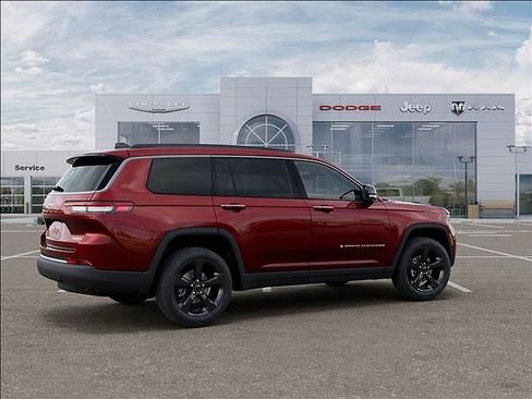 New 2026 Jeep Grand Cherokee L Limited AWD/4WD image 4